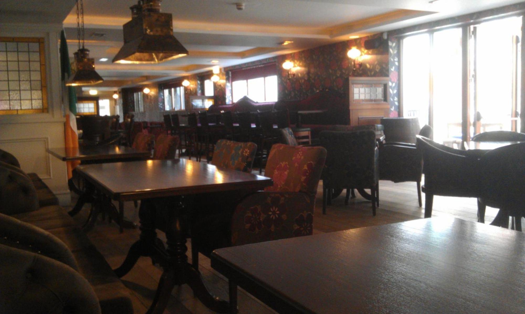 Forty Four Main Street Swords Ngoại thất bức ảnh